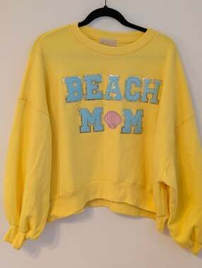 Judith March Beach Mom Sequin Chenille Crop Sweatshirt L Yellow Coastal Cowgirl